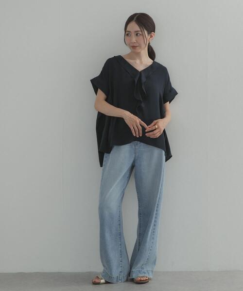 URBAN RESEARCH DOORS(アーバンリサーチドアーズ)の「『接触冷感/イージーケア』フロントフリルブラウス(シャツ/ブラウス・レディース・ネイビー/ブラウン・FREE)」の20枚目の写真