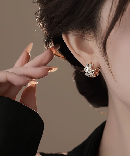 LA VORAGINE(ラ ヴォラジネ)の「レースリボンフープピアス アレルギー対応(ピアス(両耳用)・レディース・B/A/Silver/C・S/M/L)」の5枚目の写真