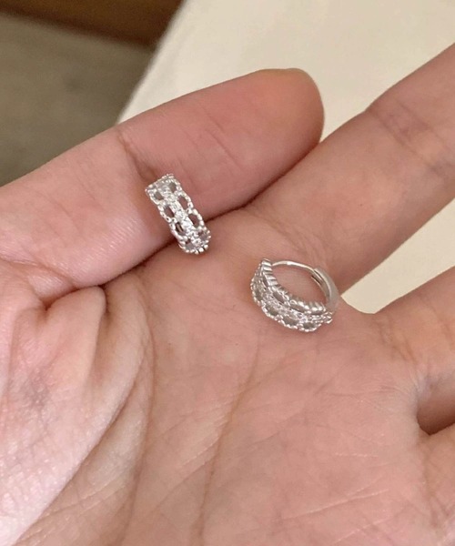 LA VORAGINE(ラ ヴォラジネ)の「レースリボンフープピアス アレルギー対応(ピアス(両耳用)・レディース・B/A/Silver/C・S/M/L)」の15枚目の写真