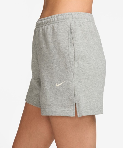 NIKE(ナイキ)の「NIKE ナイキ STDO フリース LW MR STD 4 ショート(その他パンツ・レディース・グレー・M/S/L)」の3枚目の写真