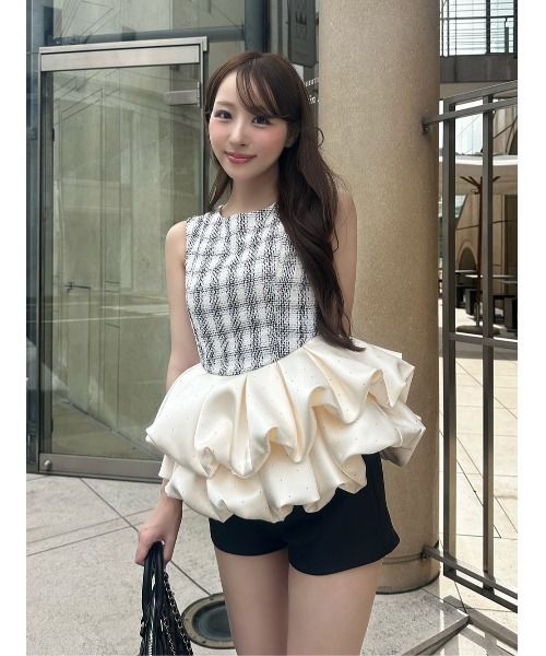 Darich(ダーリッチ)の「ダブルチェーンハイウエストショートパンツ(その他パンツ・レディース・ホワイト/ブラック/ベージュ/ブラウン・S/M)」の7枚目の写真