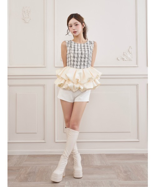 Darich(ダーリッチ)の「ダブルチェーンハイウエストショートパンツ(その他パンツ・レディース・ホワイト/ブラック/ベージュ/ブラウン・S/M)」の19枚目の写真