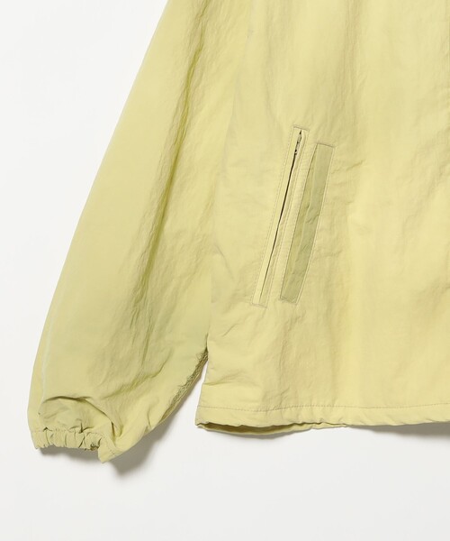 BEAMS(ビームス)の「フェード コーチジャケット(ブルゾン・メンズ・イエロー/セージグリーン・X-LARGE/LARGE/MEDIUM/SMALL)」の5枚目の写真