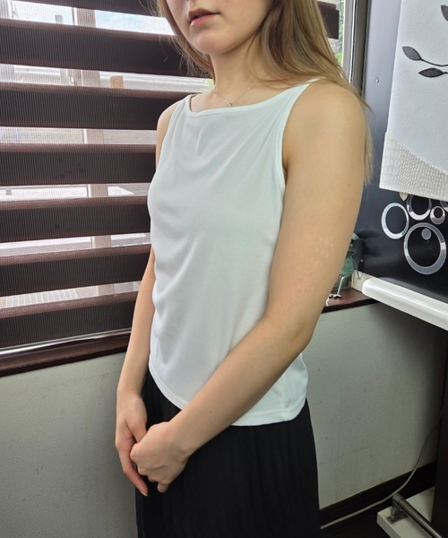 tolene(トレネ)の「ヘルシーディテール アメリカンスリーブ タンクトップ(タンクトップ・レディース・ブラック/ホワイト・FREE)」の6枚目の写真