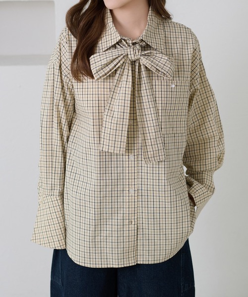 apres jour clair（アプレジュールクレア）の「【apres jour clair】チェックボウタイシャツ（シャツ/ブラウス・レディース・ホワイト系その他/ブラック/ブラウン系その他/ベージュ系その他・フリー/X-LARGE）」の4枚目の写真