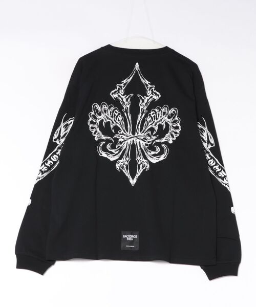 BACKSTAGE PASS（バックステージパス）の「LILY BONE LS(リリー ボーンLS)ゴシックグラフィック ルーズフィット ロングスリーブ Tシャツ（Tシャツ/カットソー・メンズ・ダークグレー・FREE）」の2枚目の写真