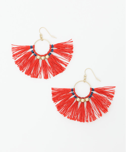 MOUSSY(マウジー)の「STONE FRINGE EARRING(ピアス(両耳用)・レディース・ブラック/レッド/ブルー・FREE)」の3枚目の写真