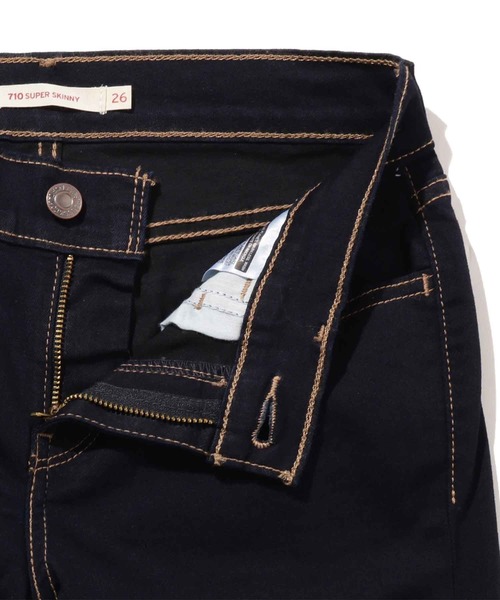 Levi's(リーバイス)の「710 SUPER SKINNY DUSK RINSE(デニムパンツ・レディース・ダークインディゴブルー・26inch/25inch/27inch/24inch/29inch/25/30/28inch/23inch/27/30/26/30/28/30/24/30/23/30)」の7枚目の写真
