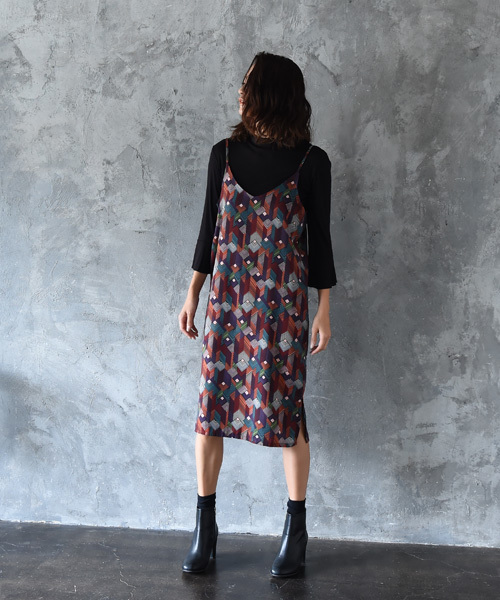 amorous insense（アモラスインセンス）の「ヴィンテージパターンワンピース（ワンピース・レディース・ネイビー/オレンジ・MEDIUM）」の4枚目の写真