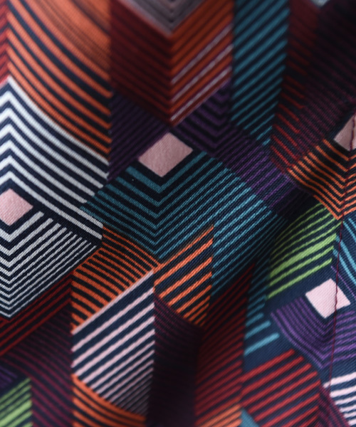 amorous insense（アモラスインセンス）の「ヴィンテージパターンワンピース（ワンピース・レディース・ネイビー/オレンジ・MEDIUM）」の8枚目の写真