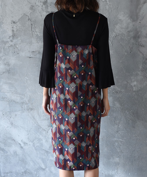 amorous insense（アモラスインセンス）の「ヴィンテージパターンワンピース（ワンピース・レディース・ネイビー/オレンジ・MEDIUM）」の11枚目の写真