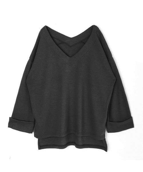 Luz Llena (philter)（ラズレナ　フィルター）の「[made in Japan]Vネック・ロールアップニットソー（Tシャツ/カットソー・レディース・ブラック/カーキ/レンガ・MEDIUM）」の2枚目の写真