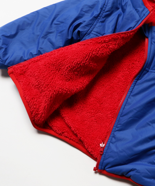 THE NORTH FACE(ザノースフェイス)の「ザ・ノース・フェイス ベビーリバーシブルインシュレーションジャケット(ブルゾン・キッズ・ピンク/イエロー/ブルー/ダークブルー/ローズ/ライトブルー・90/100/80)」の11枚目の写真
