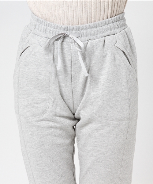 IGNIO（イグニオ）の「美シルエット 裏毛スウェットパンツ（その他パンツ・レディース・ネイビー/ブラック/トップグレー・M/LL/L/S）」の6枚目の写真