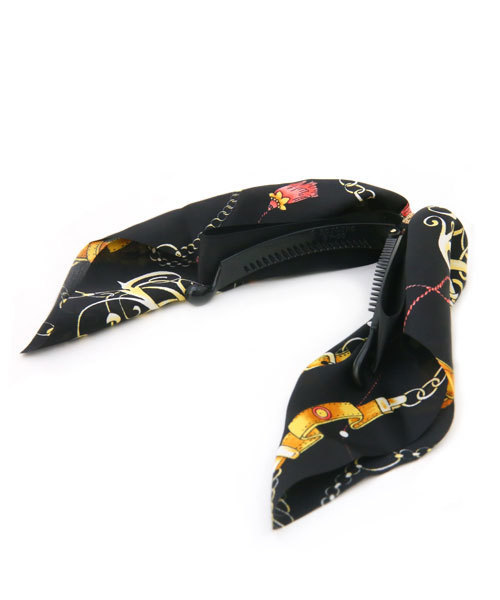 colleca la（コレカラ）の「スカーフ柄リボンバナナクリップ（バレッタ/ヘアクリップ・レディース・ブラック/ベージュ・FREE）」の7枚目の写真