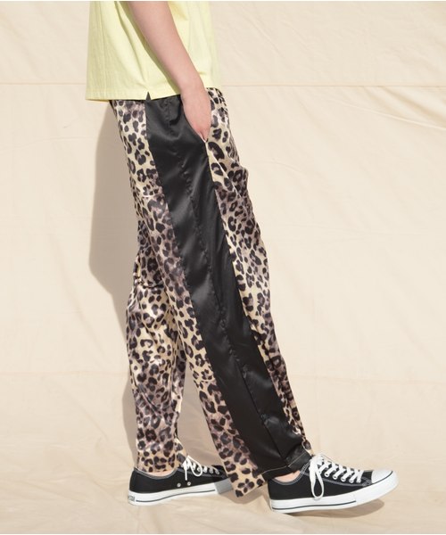 SUPERTHANKS（スーパーサンクス）の「サテンワイドパンツ（その他パンツ・メンズ・モカ/ストライプ/ブラック/レオパード・S/L/M）」の15枚目の写真