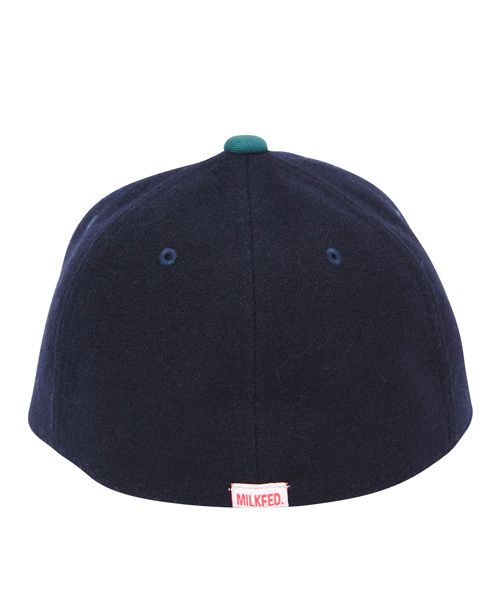 MILKFED.(ミルクフェド)の「【mini11月号掲載商品】BASE BALL CAP "MFD."(キャップ・レディース・ネイビー/レッド・ONESIZE)」の3枚目の写真
