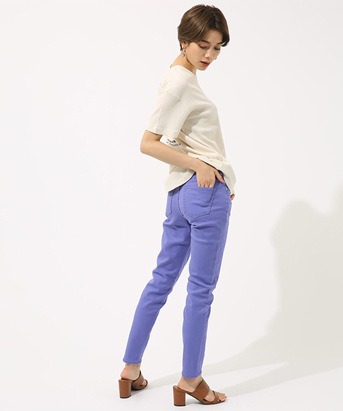 AZUL by moussy（アズールバイマウジー）の「カツラギカラースキニー（その他パンツ・レディース・パープル/ブラック/ホワイト・SMALL/X-SMALL/LARGE/MEDIUM）」の6枚目の写真