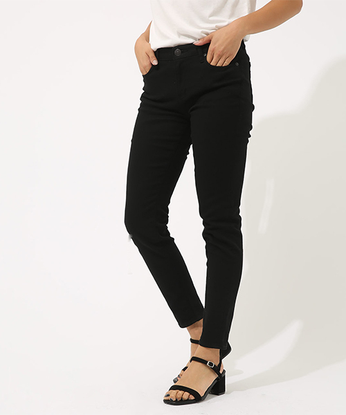 AZUL by moussy（アズールバイマウジー）の「カツラギカラースキニー（その他パンツ・レディース・パープル/ブラック/ホワイト・SMALL/X-SMALL/LARGE/MEDIUM）」の12枚目の写真