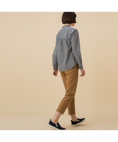 AIGLE(エーグル)の「撥水チノテーパードパンツ(チノパンツ・レディース・ベージュ/カーキ・SMALL/MEDIUM/LARGE)」の5枚目の写真