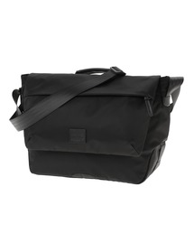 SPRUCE STREET SHOULDER BAG