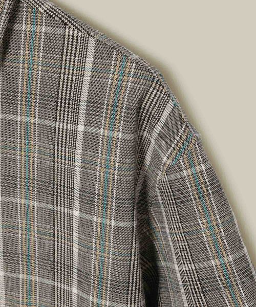 ADAM ET ROPE'（アダムエロペ）の「DEVEAUX チェック半袖シャツ（シャツ/ブラウス・メンズ・ベージュ/グレー・M/L）」の6枚目の写真