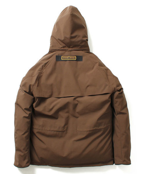 BEAMS（ビームス）の「CANADA GOOSE / KAMLOOPS（ダウンジャケット