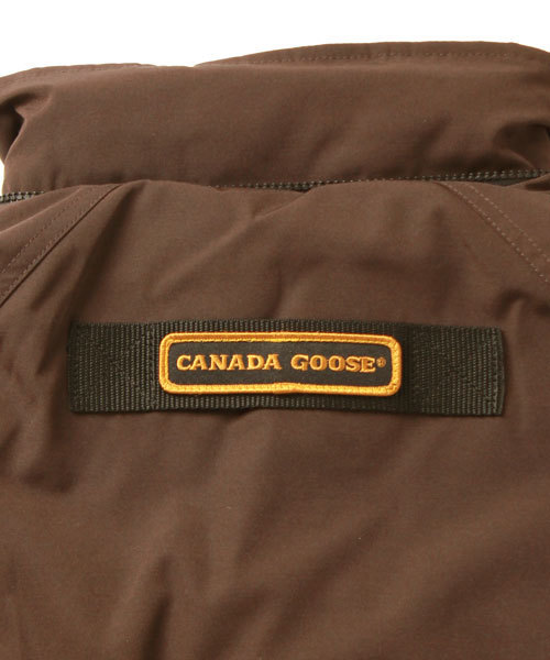 BEAMS（ビームス）の「CANADA GOOSE / KAMLOOPS（ダウンジャケット