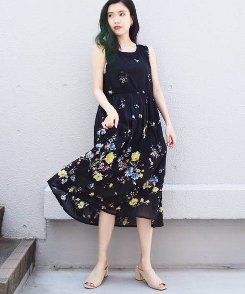 PICCIN(ピッチン)の「【WEB限定】パネルフラワーロングワンピース(ワンピース・レディース・ブラック/オフホワイト/グリーン・MEDIUM)」の12枚目の写真