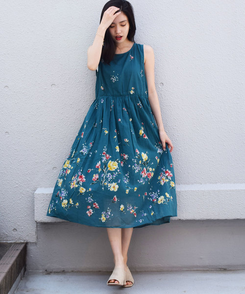 PICCIN(ピッチン)の「【WEB限定】パネルフラワーロングワンピース(ワンピース・レディース・ブラック/オフホワイト/グリーン・MEDIUM)」の17枚目の写真