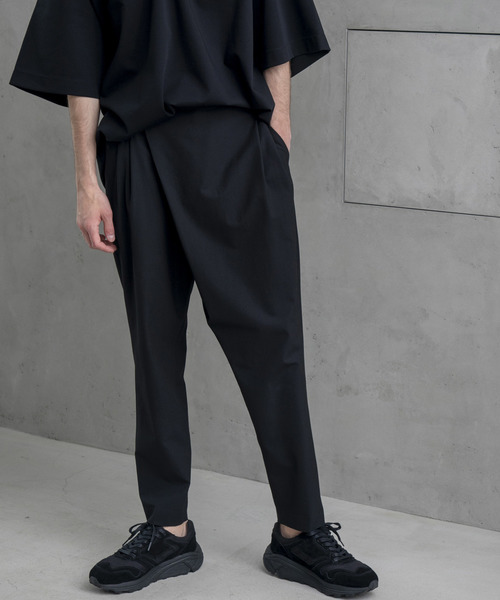 MAISON SPECIAL(メゾンスペシャル)の「テックファブリックフィッシャーマンパンツ【MAISON SPECIAL/メゾンスペシャル】(その他パンツ・メンズ・ブラック・44/46/48)」の1枚目の写真