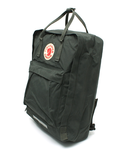fennica Men's（フェニカメンズ）の「FJALLRABEN / kanken big（バックパック/リュック・メンズ・ベージュ/ダークグリーン・ONE SIZE）」の12枚目の写真