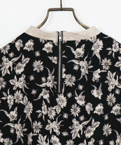 &g'aime（アンジェム）の「【&g'aime】レザー×花柄ブラウス（シャツ/ブラウス・レディース・ブラック/オフホワイト・FREE）」の17枚目の写真