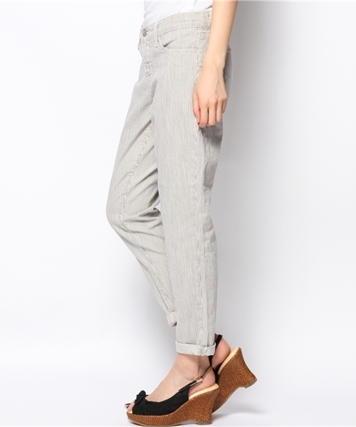 ROSE BUD（ローズバッド）の「(J.BRAND) 9036C104 AOKI LOW RISE BOY FIT JEAN（デニムパンツ・レディース・ストライプ・25/27/23/26/22/24）」の12枚目の写真