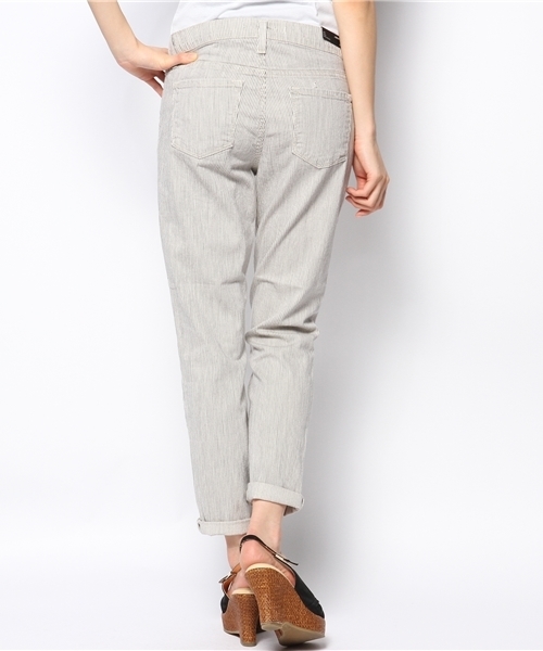 ROSE BUD（ローズバッド）の「(J.BRAND) 9036C104 AOKI LOW RISE BOY FIT JEAN（デニムパンツ・レディース・ストライプ・25/27/23/26/22/24）」の11枚目の写真