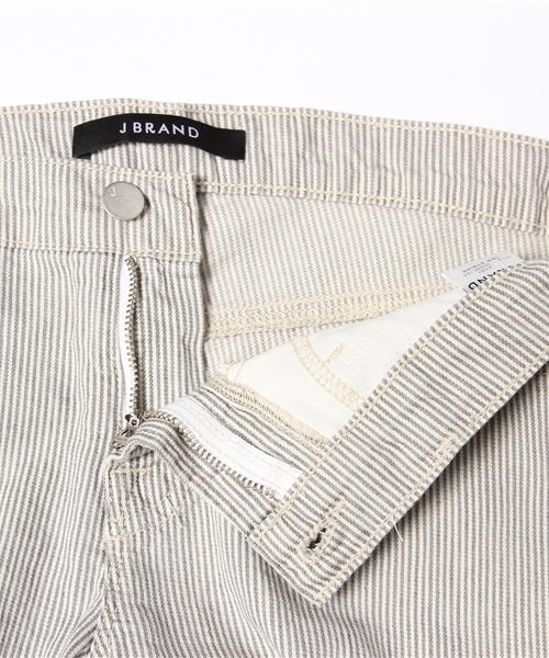 ROSE BUD（ローズバッド）の「(J.BRAND) 9036C104 AOKI LOW RISE BOY FIT JEAN（デニムパンツ・レディース・ストライプ・25/27/23/26/22/24）」の6枚目の写真