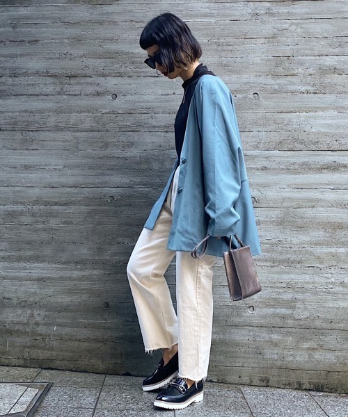 PAGEBOY(ページボーイ)の「【SOMETHING × PAGEBOY】別注スプーンクロップ(デニムパンツ・レディース・オフホワイト/サックスブルー・25inch/26inch)」の3枚目の写真