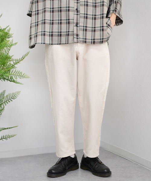 kutir（クティール）の「カツラギ素材　ワイドテーパードパンツ（その他パンツ・メンズ・オフホワイト/ダークパープル・SMALL/MEDIUM/LARGE）」の7枚目の写真