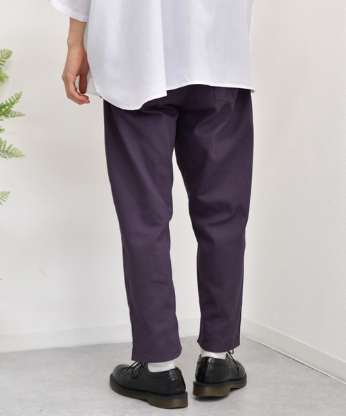 kutir（クティール）の「カツラギ素材　ワイドテーパードパンツ（その他パンツ・メンズ・オフホワイト/ダークパープル・SMALL/MEDIUM/LARGE）」の19枚目の写真