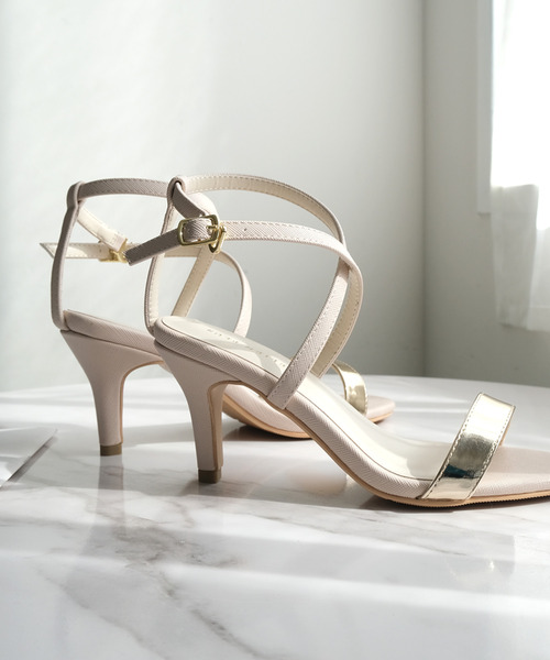 AmiAmi（アミアミ）の「ピンヒールクロスストラップサンダル（サンダル・レディース・アッシュグレー/ブラック/ゴールド/アイボリー/レオパード/パイソン/グリーン/ブラック系その他/ネイビー/シルバー・LL/S/M/L）」の22枚目の写真