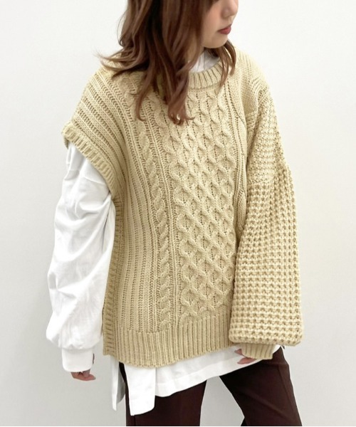 apres jour mignon(アプレジュールミニョン)の「ケーブル片袖デザインニット【ZOZOTOWN限定アイテム】(ニット/セーター・レディース・ブラック/パープル/クリーム/ダークブルー・X-LARGE/フリー)」の11枚目の写真