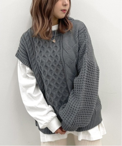 apres jour mignon(アプレジュールミニョン)の「ケーブル片袖デザインニット【ZOZOTOWN限定アイテム】(ニット/セーター・レディース・ブラック/パープル/クリーム/ダークブルー・X-LARGE/フリー)」の18枚目の写真
