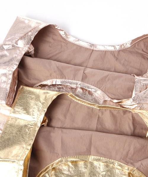 LEPSIM（レプシィム）の「【WEB限定】ＢＡＧＧＵ　ＢＡＢＹメタリック　942091（エコバッグ/サブバッグ・レディース・シルバー/ゴールド/ピンクゴールド・ONE SIZE）」の15枚目の写真