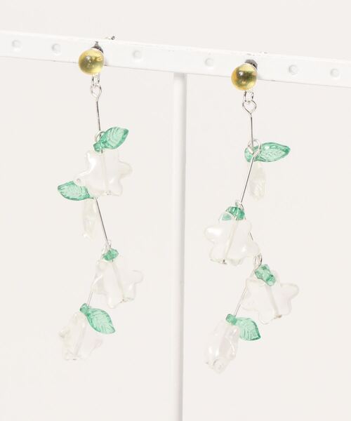 ACCOMMODE（アコモデ）の「ペールトーンジャスミンピアス（ピアス（両耳用）・レディース・クリア/イエロー・FREE）」の7枚目の写真