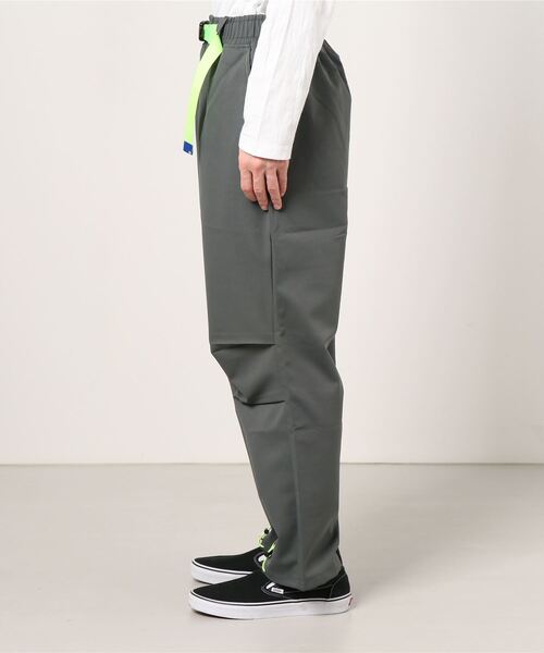 CORPUS TOKYO（コーパス トーキョー）の「Lazy Tokyo ネオンベルトイージーパンツ（その他パンツ・メンズ・ライトグレー/カーキ/チャコール・4/2/3/1）」の6枚目の写真