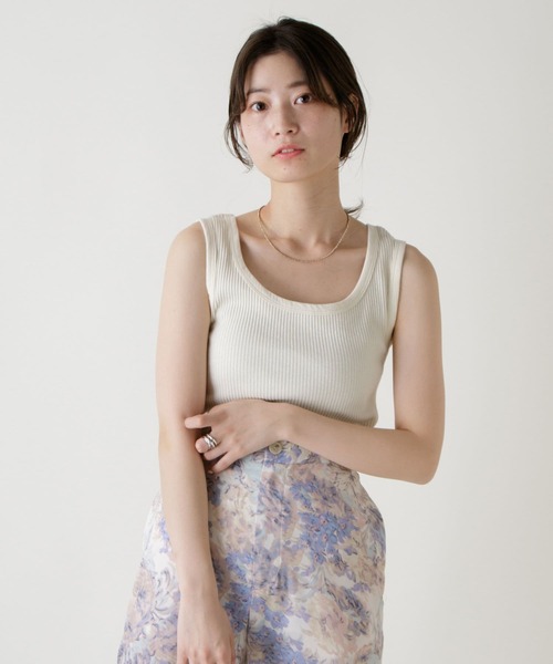 Kastane（カスタネ）の「パイピングスクエアタンク（タンクトップ・レディース・アイボリー/グリーン/オレンジ/ピンク/オフホワイト・FREE）」の12枚目の写真