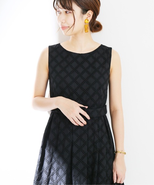 La TOTALITE(ラトータリテ)の「CanCam6月号掲載 まい(chay)コラボブロックチェックタックワンピース◆(ワンピース・レディース・ホワイト/ブラック/ピンク/ホワイト×イエロー・38/36)」の8枚目の写真