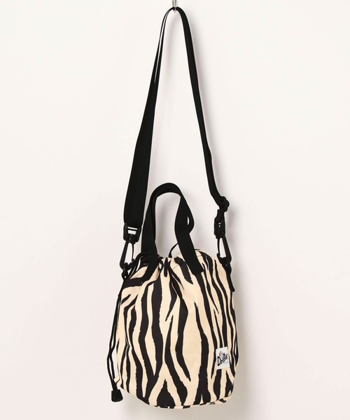 Drifter（ドリフター）の「DRIFTER / ドリフター 巾着バッグ DRIFTER 1200 NSZ SEM（ショルダーバッグ・レディース・その他4/その他5/その他6/ブラック/タン/その他1/その他2/その他3・FREE）」の8枚目の写真