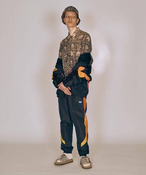 adidas Originals（アディダスオリジナルス）の「adidas SPRT SPRAY