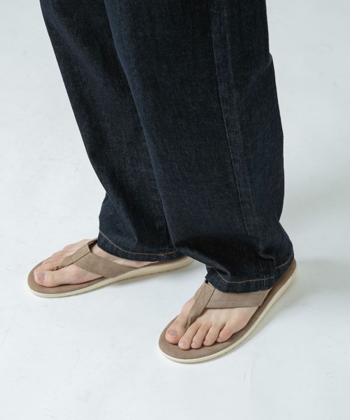 ITEMS URBANRESEARCH（アイテムズ アーバンリサーチ）の「エコレザートングサンダル（サンダル・メンズ・ピンク/ベージュ/グリーン/ブラック・26.5/27.5）」の10枚目の写真